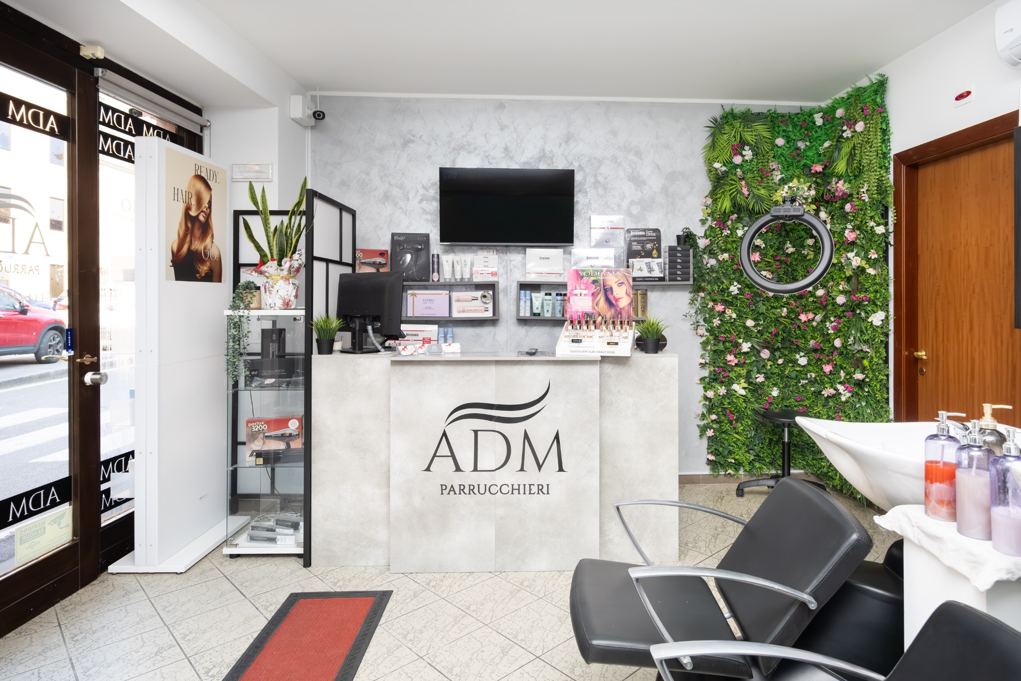 Nuova fotografia del salone ADM Parrucchieri a Melzo